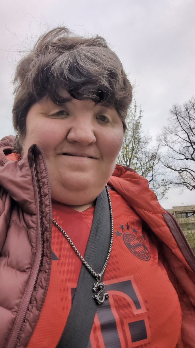 Bayern Red Ladies tweet media