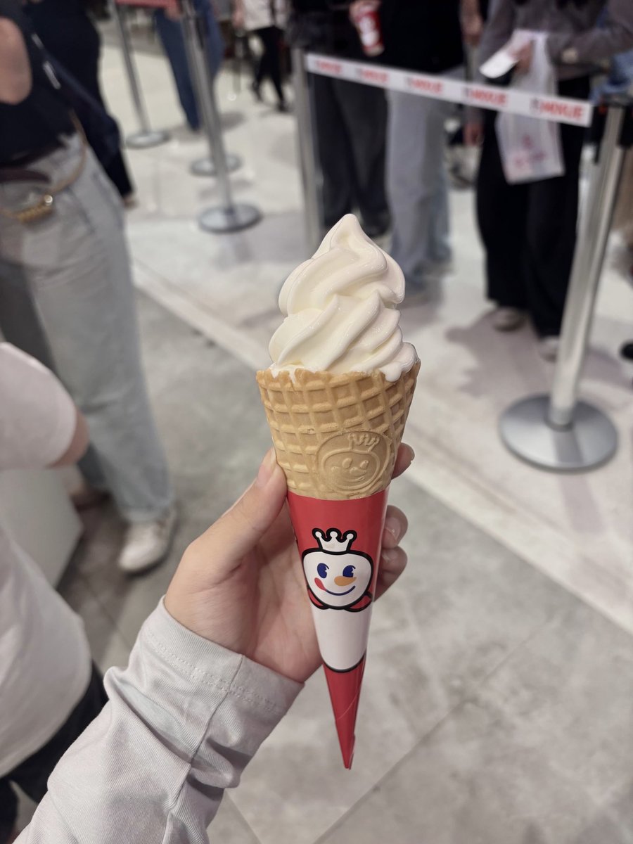 ninis ⋆𐙚₊ tweet media