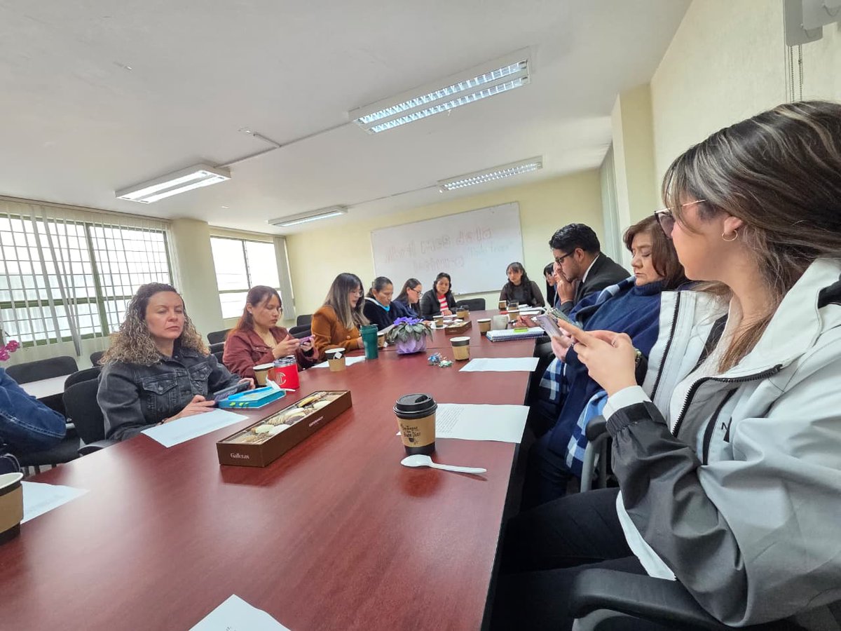 DEP_UAEM's tweet photo. En el marco de “Abril, mes de la lectura” en homenaje a Paulo Freire se presentó en la Dirección de Estudios Profesionales la actividad titulada: Café literario, cuyo objetivo fue: propiciar la lectura de comprensión y generar un espacio para el intercambio respetuoso de ideas. https://t.co/pRSyAVCncf