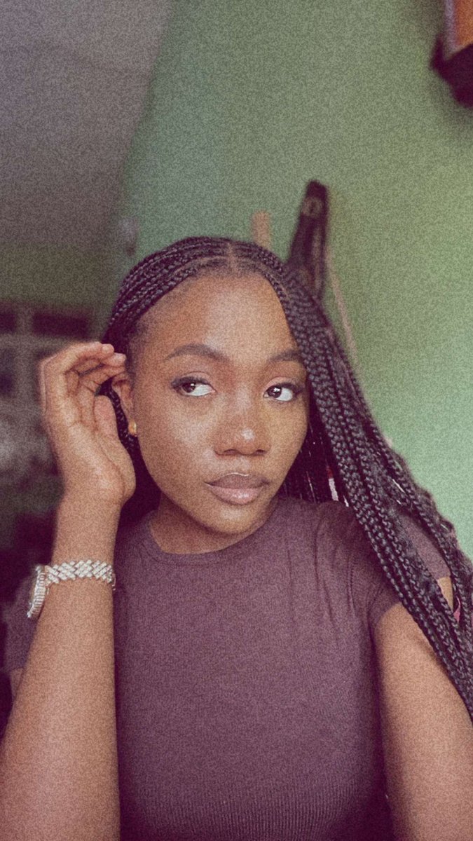 ACTUALSHUSHU__'s tweet image. And when I thought that he had done so much...He did it AGAIN! 

GOD literally said 1 isn't going to be enough, my baby pick 2 osiso!!!

And I did. From someone with no job to 2 jobs!  somebody say Glory.🥳