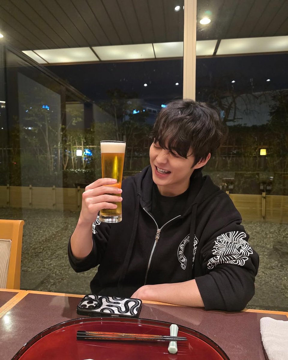 xiumindailypics tweet media