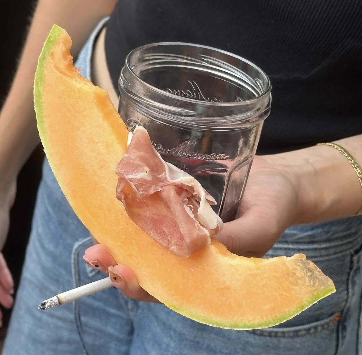 The 28-year-old Italian girl lunch (2026)