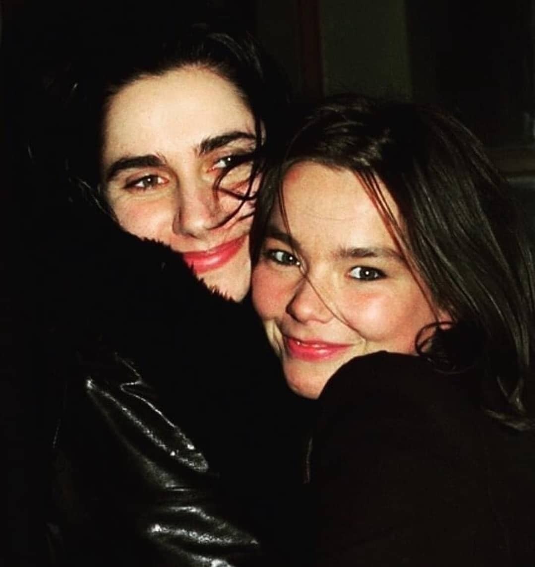 cybernojeira tweet media