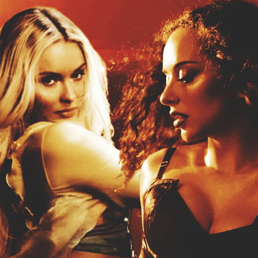infobrasiljulie's tweet photo. 🔥| Deusas! Julie e Cassie são capa da várias playlists no Spotify, com "Solar Goddess" no topo de todas elas.

— Veja todas elas; [28]🧵 https://t.co/GS8ZhSZW2s