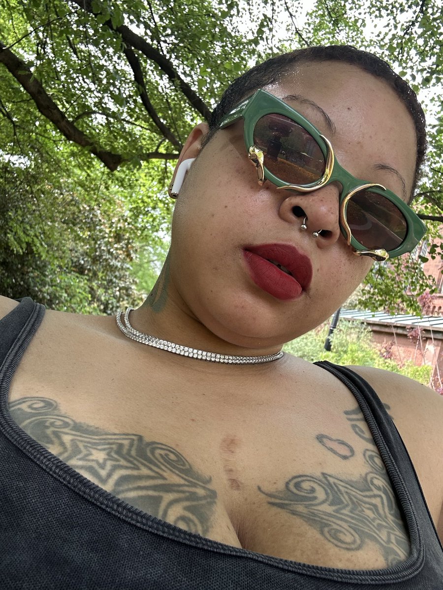 MaDommeHarley's tweet photo. Domme’s Day Owt 😎🤑 https://t.co/48ulp30sca