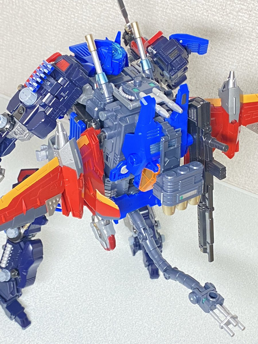 stanbexvcntvres's tweet photo. #ダイアクロン
#ゾイド
#トランスフォーマー
#Diaclone
#ZOIDS
#Transformes
SHIELD-D-PRIMEを改造してみた！
翼が着く前は尻尾がいらないと思っていたけど、翼があるとデビル感があって尻尾ありのがいい感じw
翼の位置が少し低くので、もう少し上に取り付ける方法を模索中！
いい方があったら教えて！ https://t.co/dHI1NQqclz