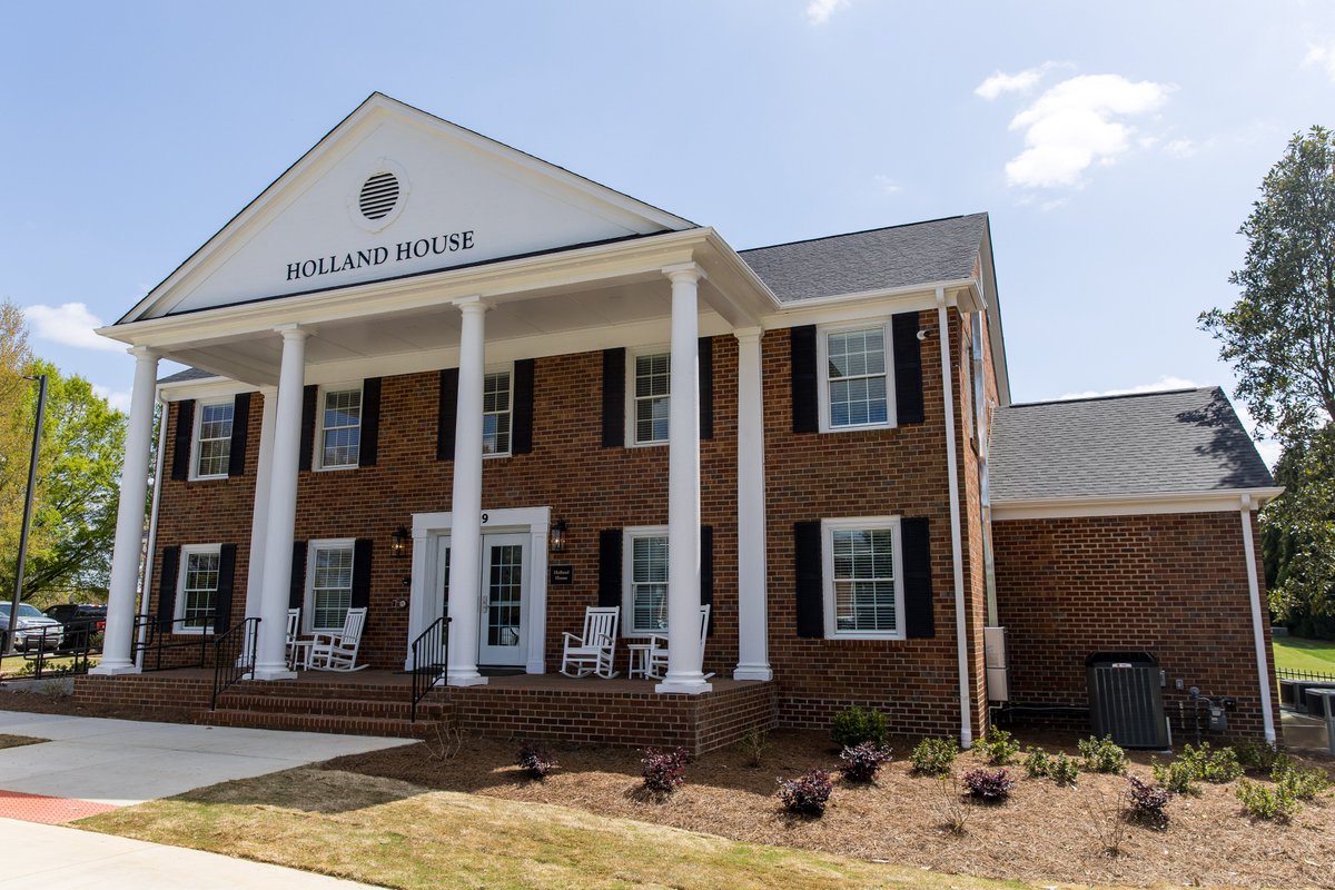 Elon Golf tweet media