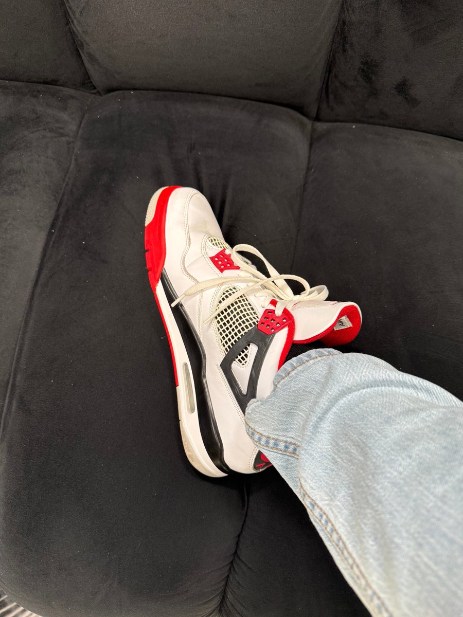 Skip Bayless tweet media