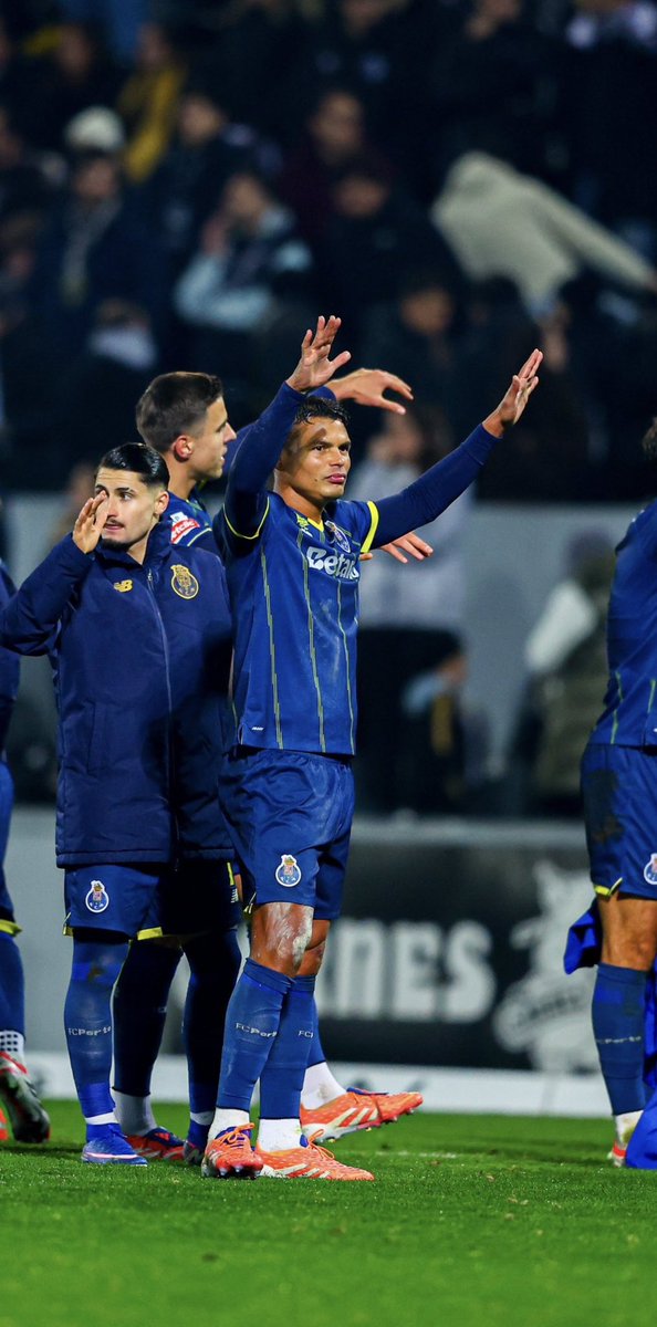 FCPVzn's tweet photo. Thiago Silva - “Podem ser os últimos troféus da minha carreira. Temos 3 troféus para ganhar e vou fazer de tudo para os ganhar". 

SEREMOS 💙 https://t.co/ELAA4S84Kg