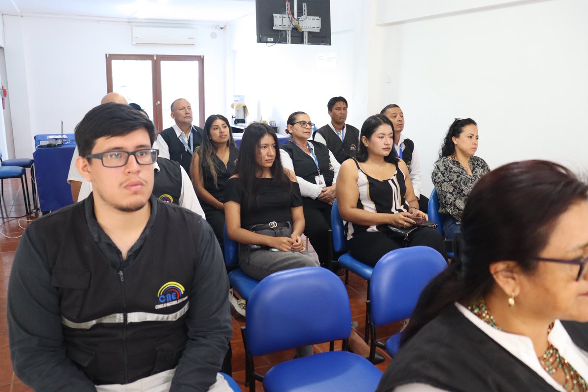 CNEGalapagos's tweet photo. #RendiciónDeCuentas2025 🗣️🔍

Nuestra directora, @VeronicaGCNE, explicó a detalle el informe de actividades realizadas por la delegación durante el año 2025. https://t.co/ztSYDmyMiA