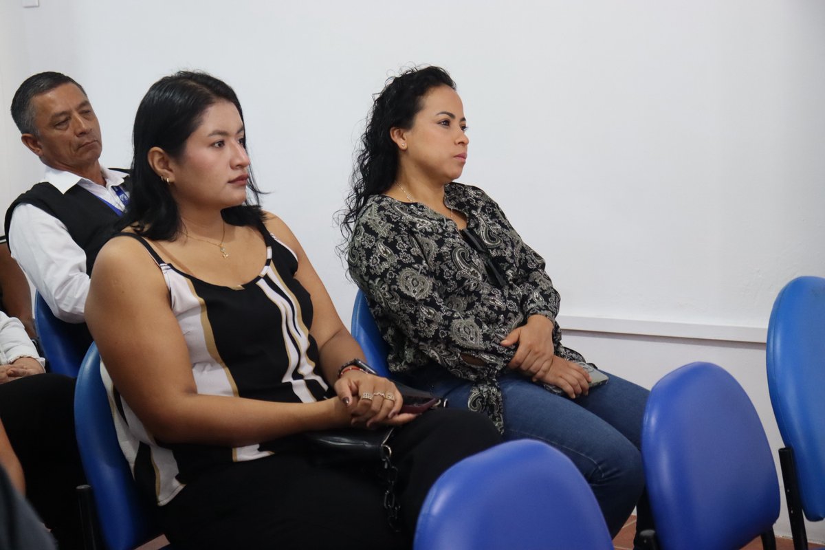CNEGalapagos's tweet photo. #RendiciónDeCuentas2025 🗣️🔍

Nuestra directora, @VeronicaGCNE, explicó a detalle el informe de actividades realizadas por la delegación durante el año 2025. https://t.co/ztSYDmyMiA