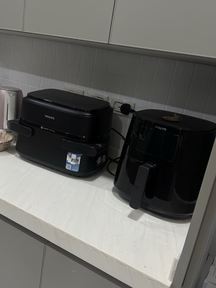 زهره tweet media