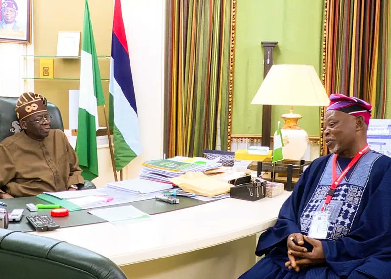 InsideOyo.com tweet media