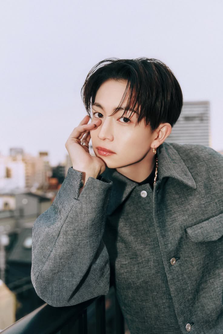 xxiqqr🧃 tweet media