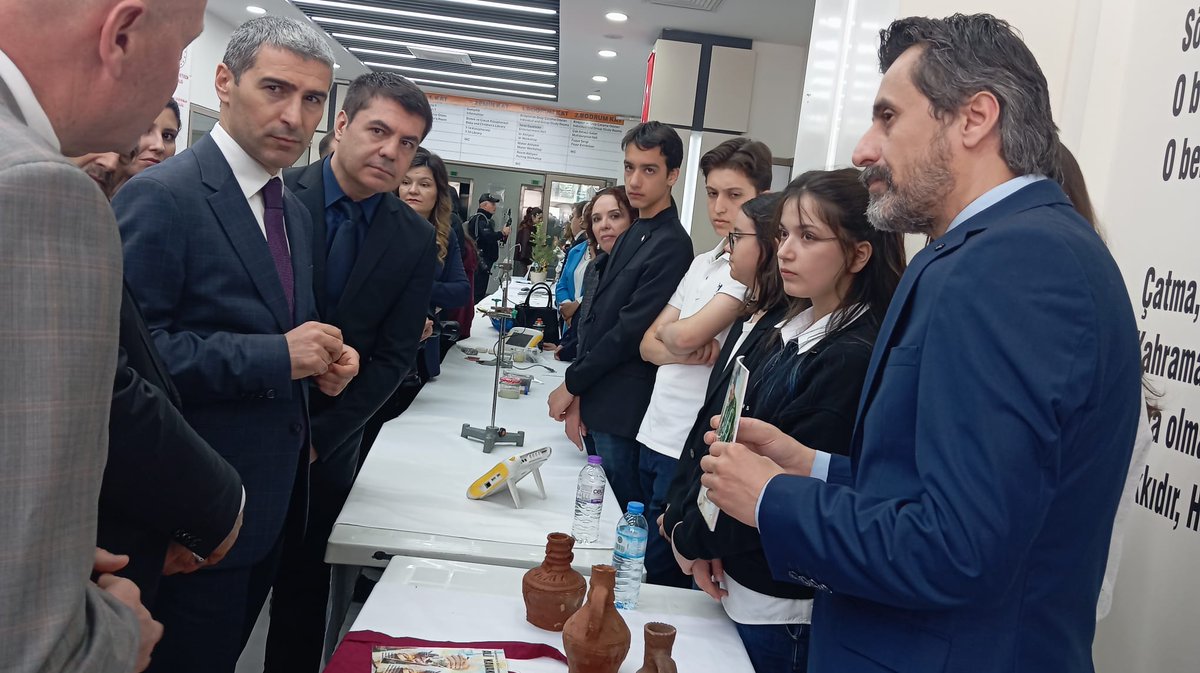 Son ustası olarak Ali Kavak'in kaldığı Sandikli'nin kültürel miras hazinesi KILANDIRAS TESTİSİ ile ilgili projemizi Sayin Valimiz Dr. Naci Aktaş'a sunduk.

<a href="/AfyonValiligi/">T.C. Afyonkarahisar Valiliği</a> 
<a href="/aktasnaci/">Naci Aktaş</a> 
<a href="/Afyonilkultur/">Afyonkarahisar İl Kültür ve Turizm Müdürlüğü</a> 
<a href="/afyonilmem/">Afyonkarahisar İl Milli Eğitim Müdürlüğü</a> 
<a href="/miracsunnetci/">Miraç Sünnetci</a> 
<a href="/dumlupinarbsm/">Afyonkarahisar Dumlupınar BİLSEM</a> 
<a href="/SandikliKaymakm/">Sandıklı Kaymakamlığı</a> 
<a href="/sandiklibld/">Sandıklı Belediyesi</a>