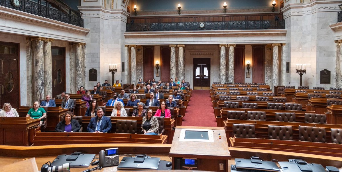 Rep. Francesca Hong 홍윤정 tweet media