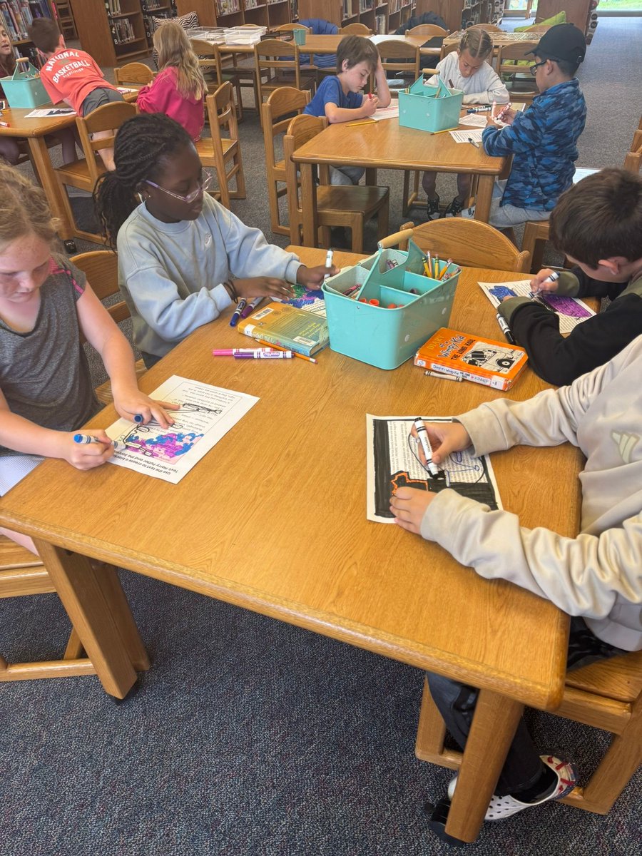 MrsLibraryLady8's tweet photo. April is National Poetry Month, and we've been celebrating in the library. Our third-, fourth- and fifth-graders have been creating blackout poems — they're so inventive with words and lines. #NationalPoetryMonth #BlackoutPoetry https://t.co/NxhitjzTpz