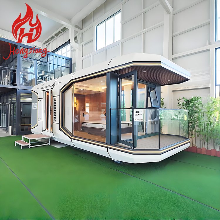 Prefab houses like this are not just aesthetics…
This is a real business in Ghana if done right. 🧵👇