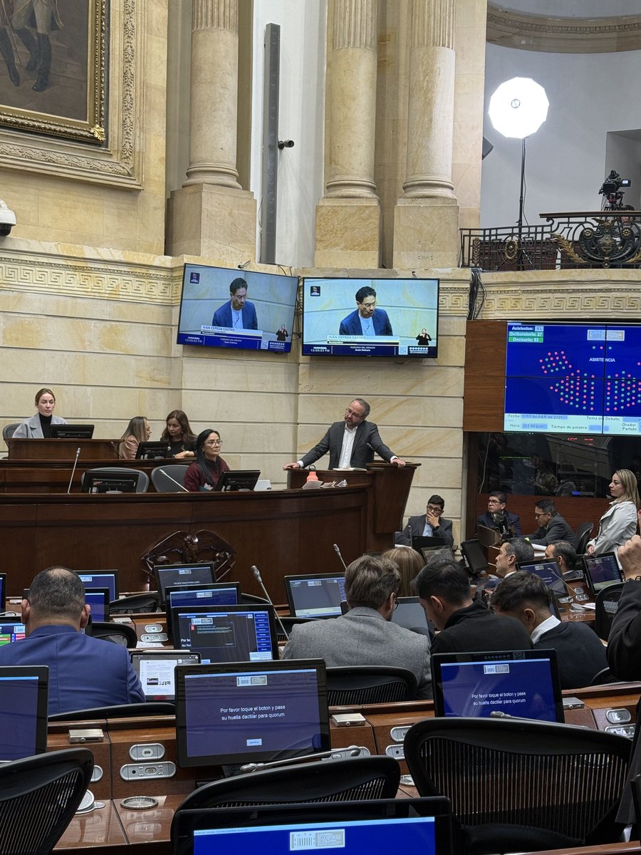 ¿Llevaron jefes paramilitares, no van a llevar a un corrupto ladrón cómo Ciro Ramírez?