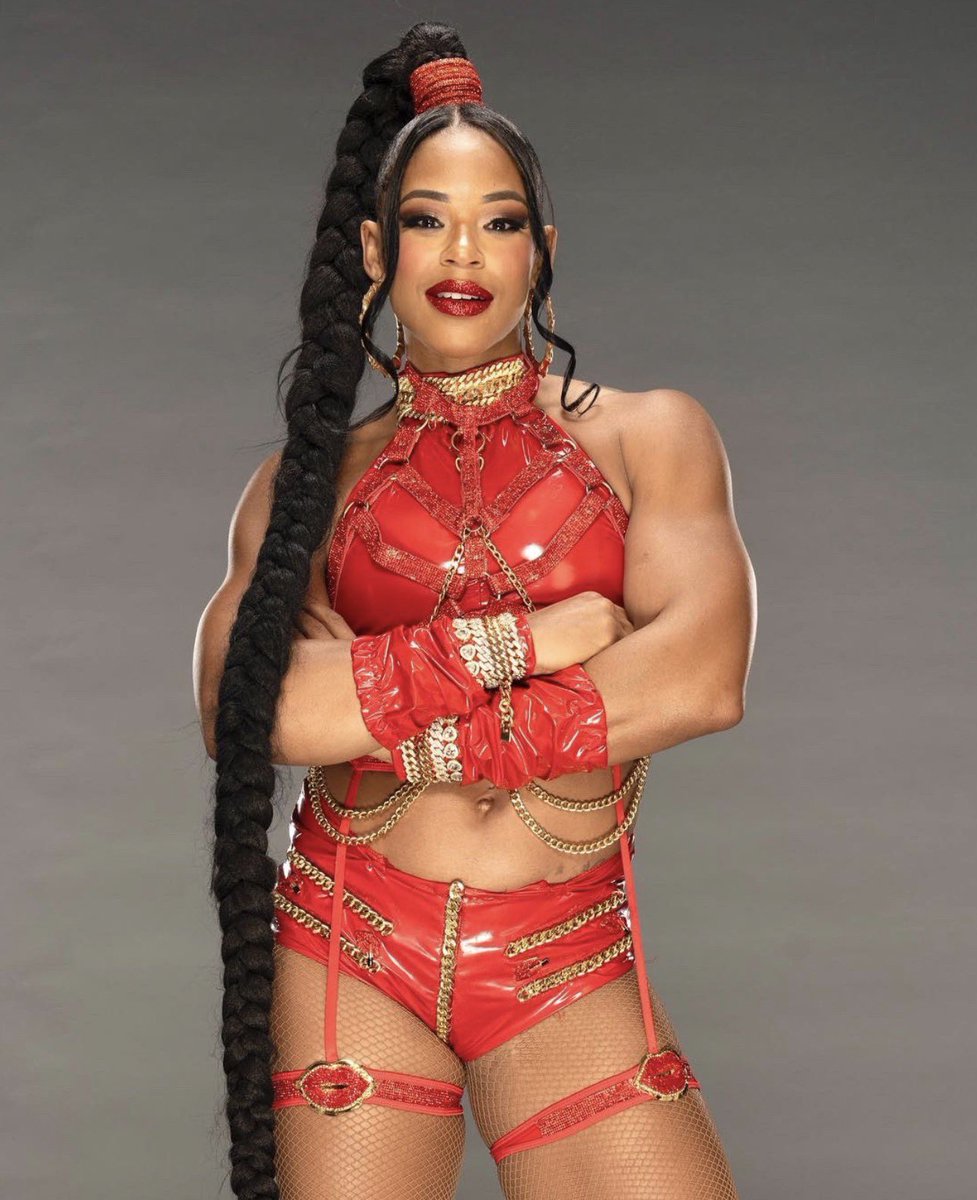 𝙊𝙣𝙞𝙠𝙖𝘽𝙖𝙣𝙠𝙯 tweet media