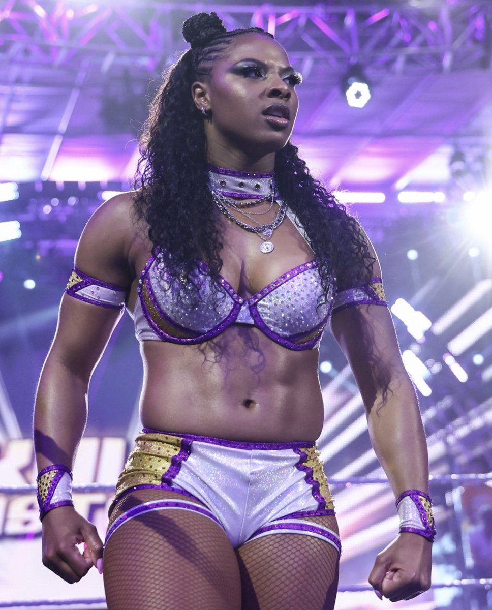 𝙊𝙣𝙞𝙠𝙖𝘽𝙖𝙣𝙠𝙯 tweet media