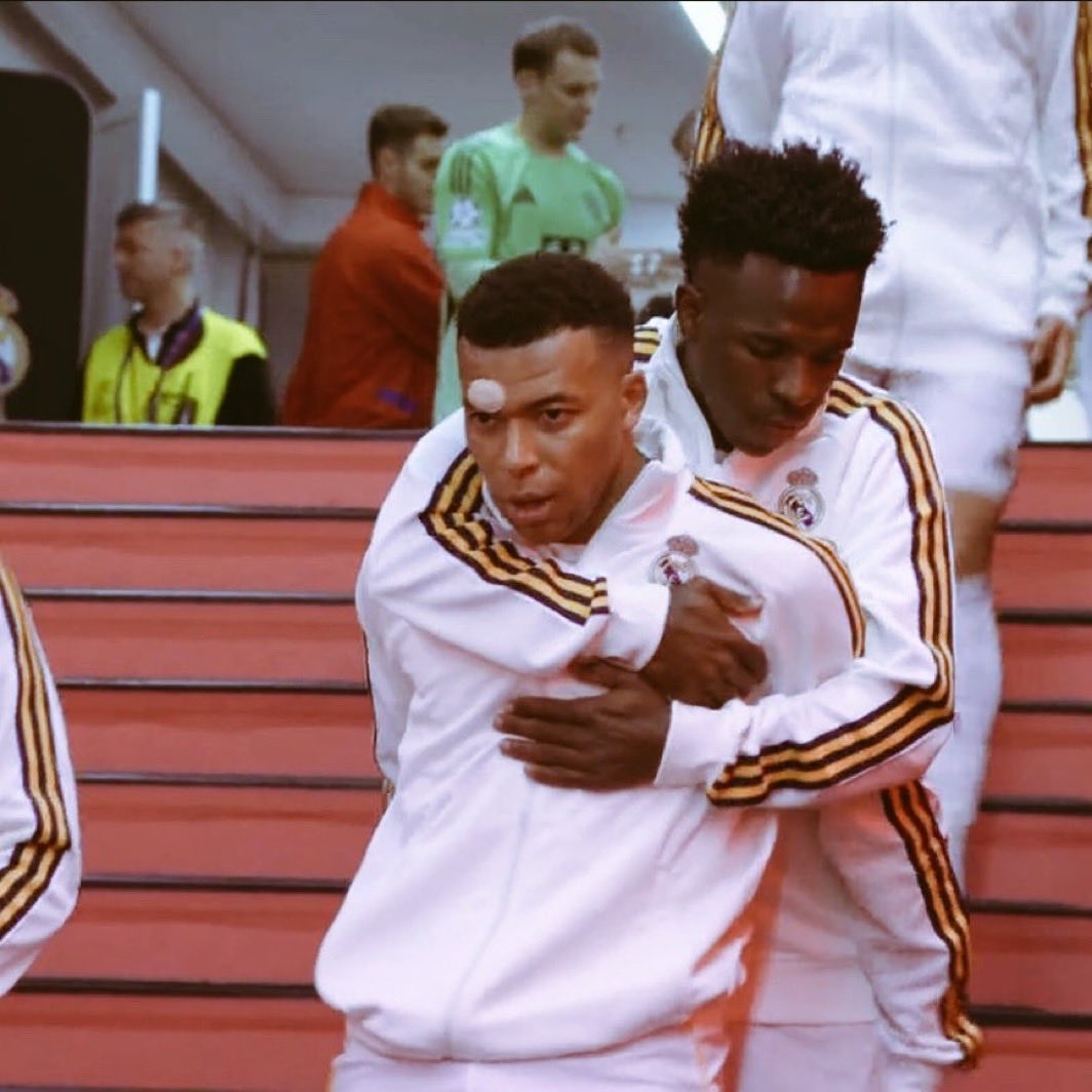 شيل يدك يا عفن