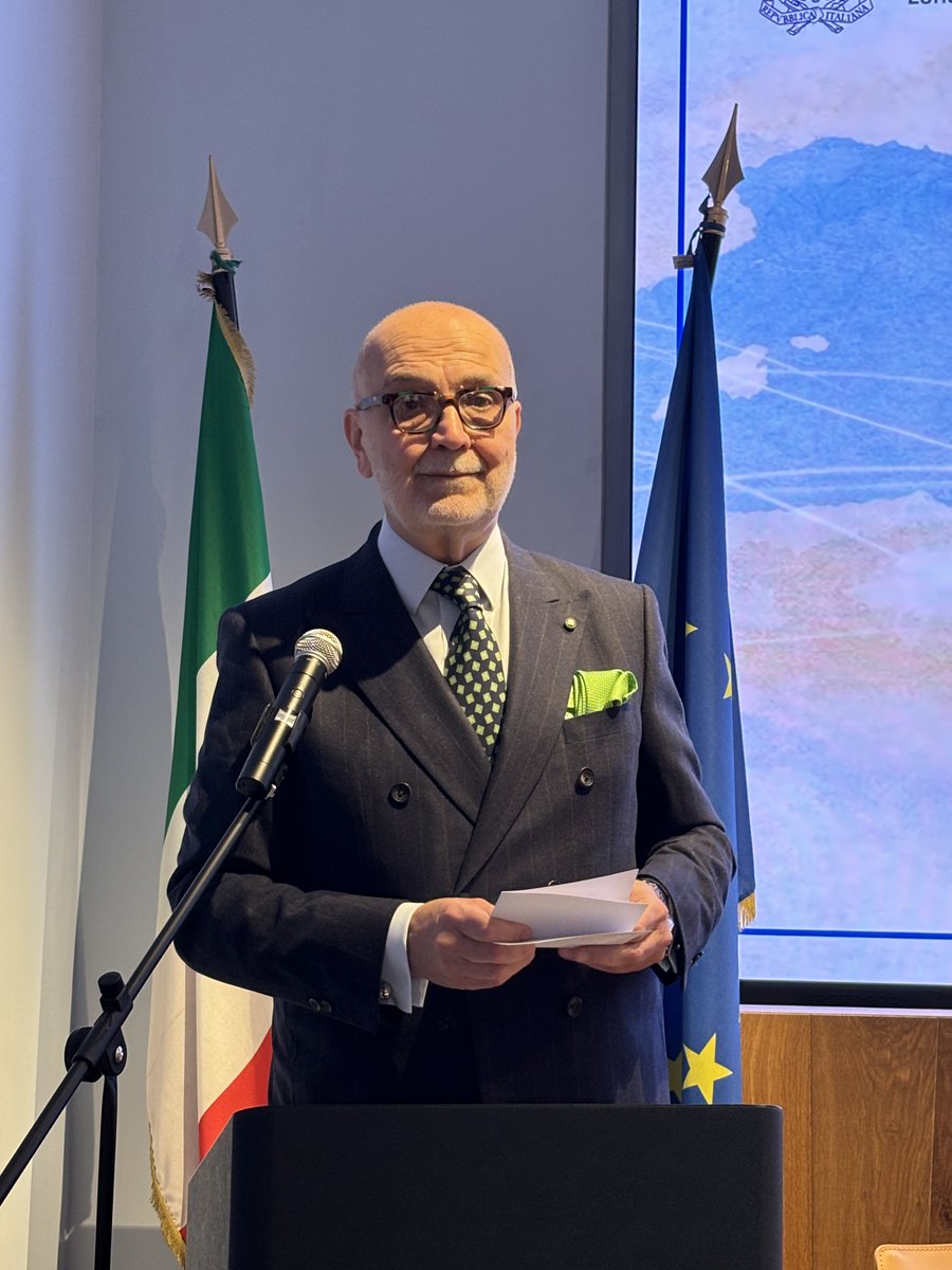 CamGeopolitics's tweet photo. In March, we launched the Centre’s new Mediterranean Programme. It will be led by @NicholasHopton, a former British Ambassador. https://t.co/7PkstoZvM6 1/5 https://t.co/C3fyv42xvF