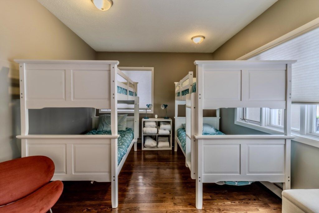 NorthlandVR's tweet image. STUNNING #LAKEMICHIGAN #WATERFRONT JUST NORTH OF #TRAVERSECITY on #M22! 4BR/2BA, dock, AC, deck, grill. Now open for 2026, BOOK NOW! buff.ly/p3EOZ4h 
#lakelife #upnorth #vacation #northernmichigan #michigan #puremichigan