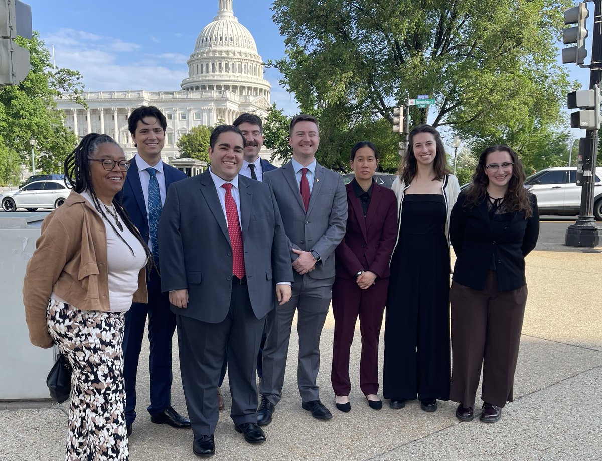 AAPTHQ's tweet photo. Members and staff of AAPT and AAS are on Capitol Hill today advocating for science and STEM education funding! Join them by requesting a meeting with your local congressional office: https://t.co/ZIpPzeGu9M #WeekofAction #SaveScience 🔭 https://t.co/oIK9Qxpo4k