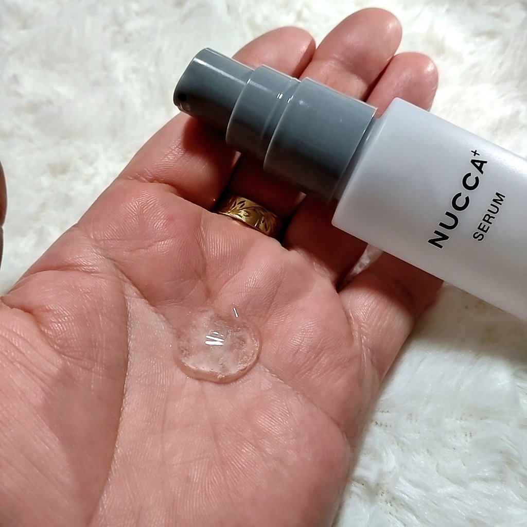 sana14kuro's tweet photo. .

／
NUCCA+セラム
＼

「温泉水99」と国産の自然由来成分99％を
贅沢に配合した年齢にゆらぎがちな肌に寄り添う美容液！！

とろみがあるテクスチャー
肌なじみがよく
しっとりとした使い心地
国産ゆずの香りがさっぱりしていてお気に入り

#ＰＲ #エスオーシー #ヌッカプラスセラム #涼太ママん https://t.co/kIEFp88OCD
