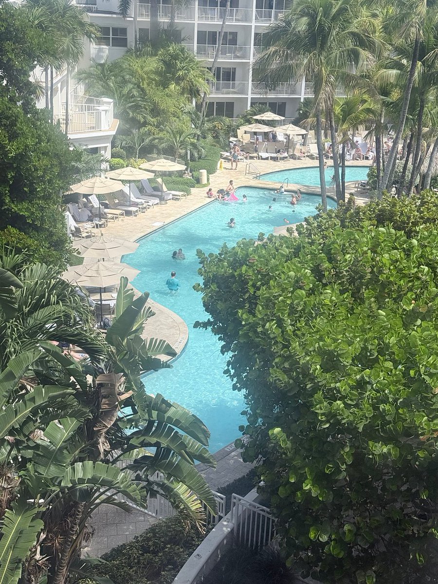 Lago Mar Resort tweet media