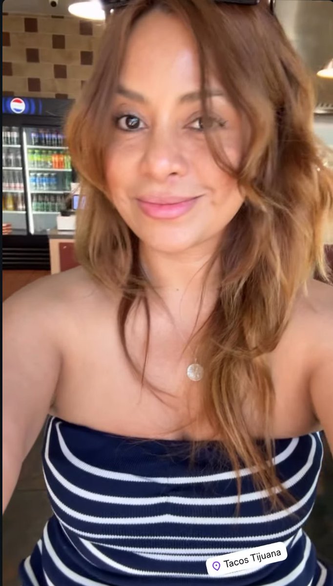 BrittanyAm29059's tweet image. Yesterday evening was my tacos Tuesday decided to share the pictures here today 
 Good morning happy Wednesday 😊 #tacos #tacostuesday #ustacos #tacosTijuana