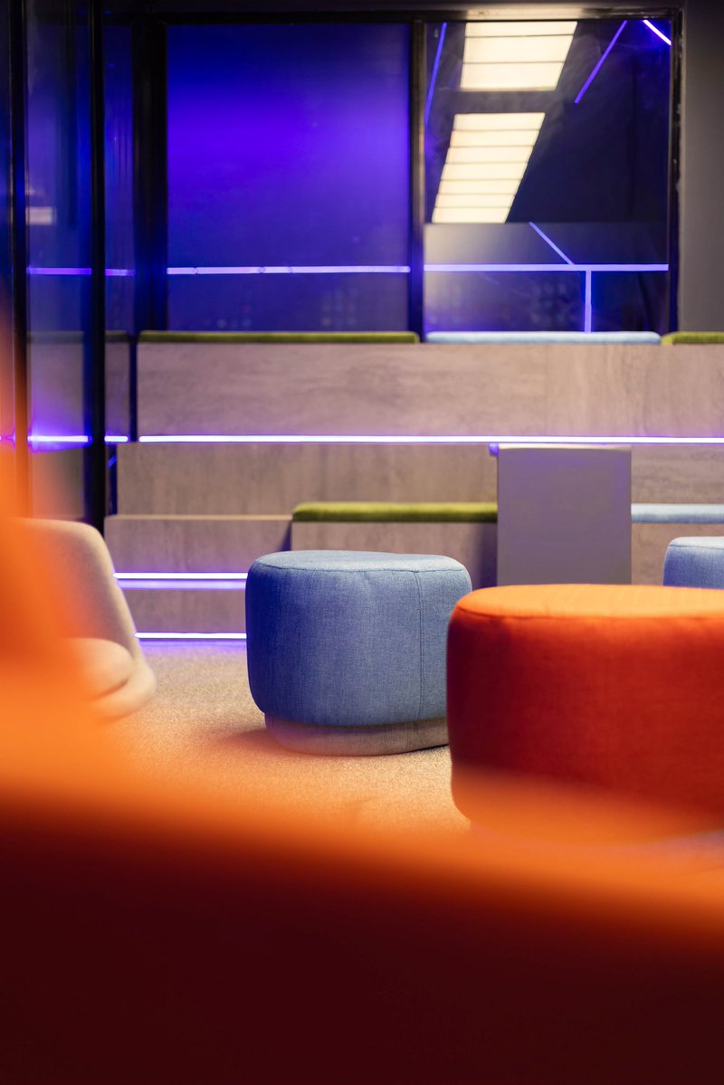 MicdeeDesigns's tweet image. Wide shot or close up, it holds up either way. ✨

A look at the LED collaboration room inside Nigeria's first Oil &amp;amp; Gas Innovation &amp;amp; Experience Centre, delivered by Micdee. 🇳🇬

#micdee #nlng #designandbuild