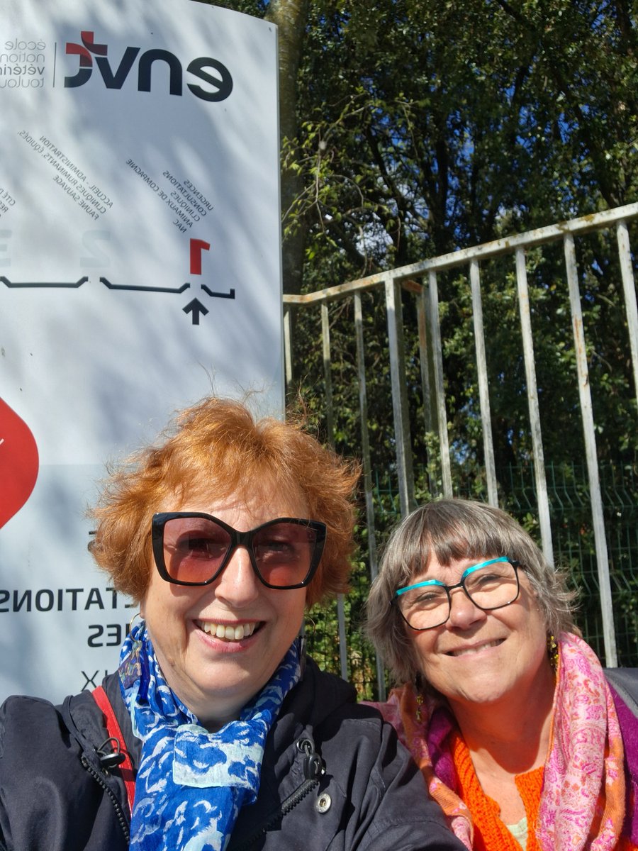 Christine Heuzé et Patricia Corbiere sont allées à la rencontre des agents de l'ENV de Toulouse dans le cadre des élections au CNESERAAV du 16 juin 2026
