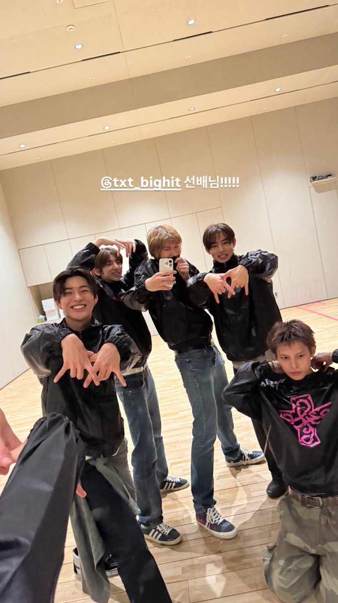 CORTIS CRAVE tweet media