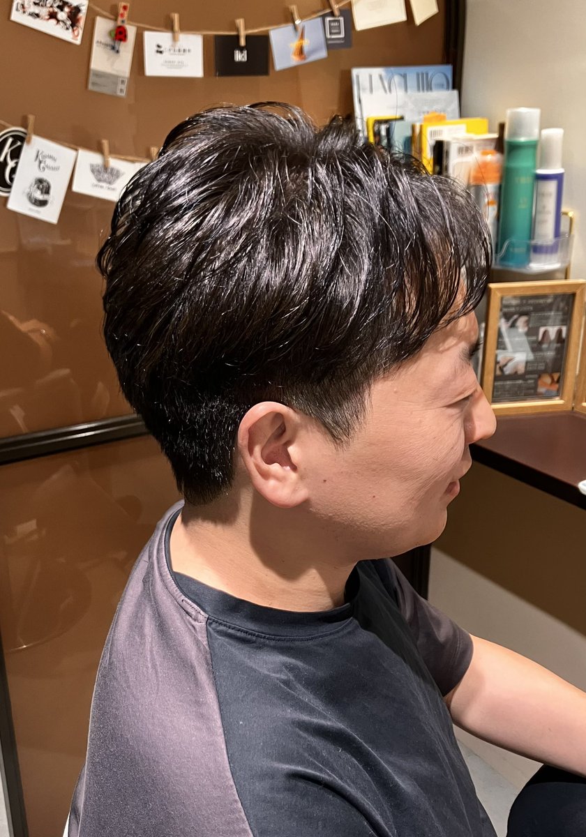 CannahHEADSPA's tweet photo. 今日もまた、横から見たシルエットにこだわって意地になって整える✂️

頭の形にお悩みの方も、整えやすいようにデザインします😊
ぜひご相談ください✨

今月は20日〜23日まで八丈島✈️
5月は18日〜21日😊
ご予約お待ちしております🫧

#八丈島
#美容院
#メンズカット
#ヘッドスパ
#リラクゼーション https://t.co/cfgFyZIDNk