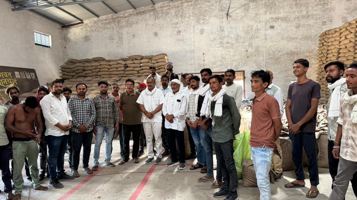 Darshan Singh Choudhary ( मोदी का परिवार ) tweet media