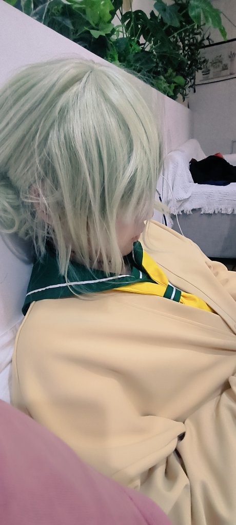 雾语吟鸾 tweet media