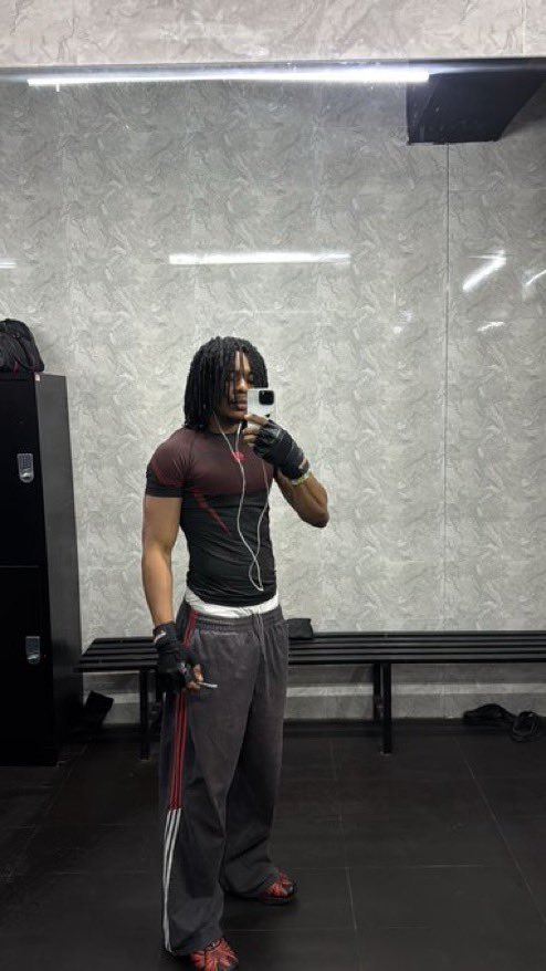 willinill! tweet media