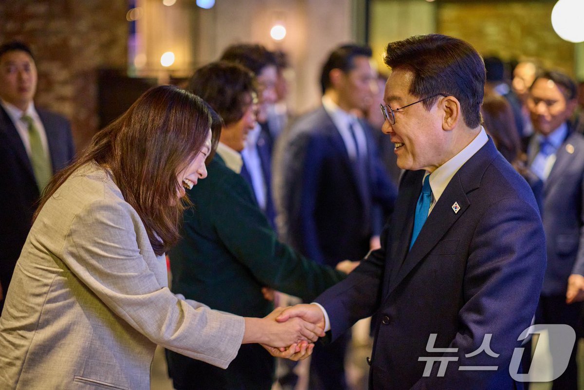 밍맹묭 tweet media