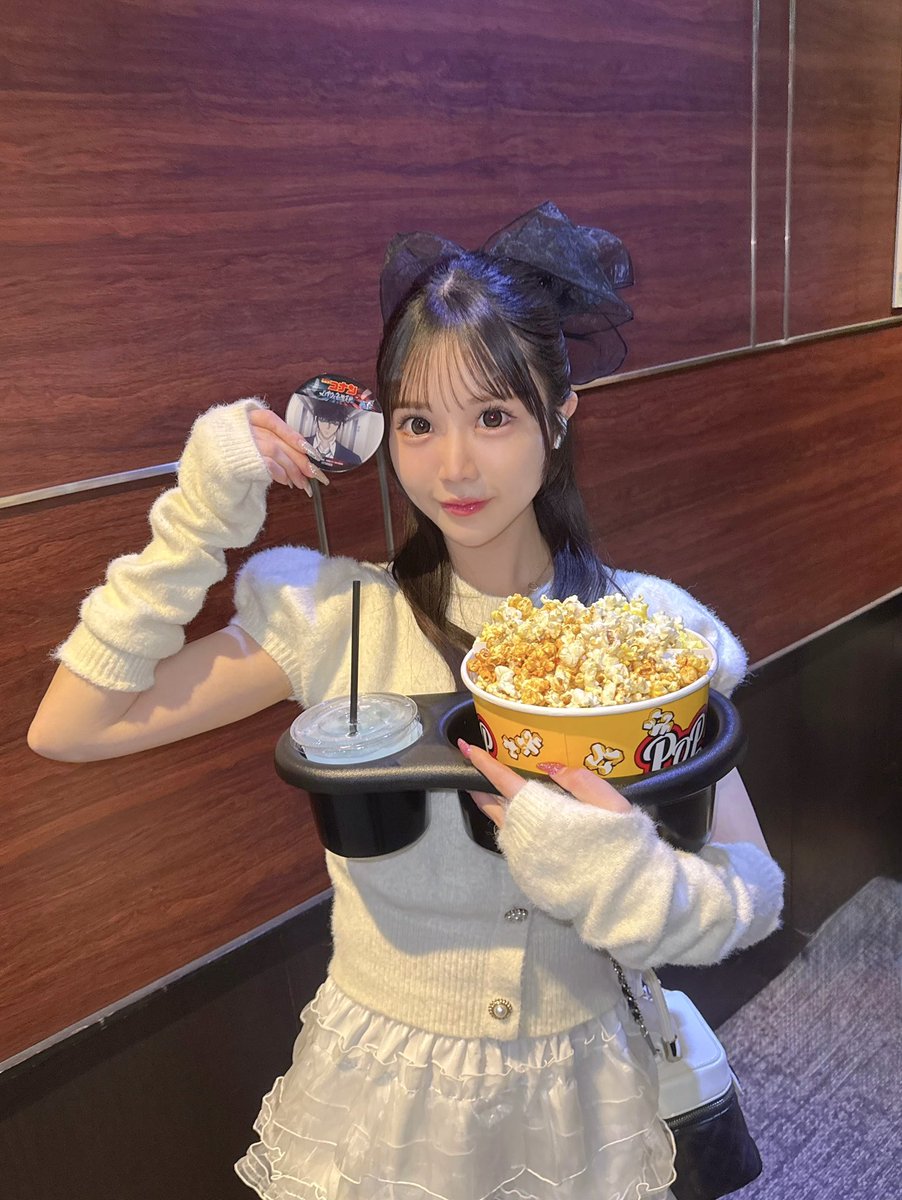 oto_aimi's tweet photo. 『名探偵コナンハイウェイの堕天使』
みてきたの⚽️🛹👓
もうみたひとー？！ https://t.co/VufTZ9iI99
