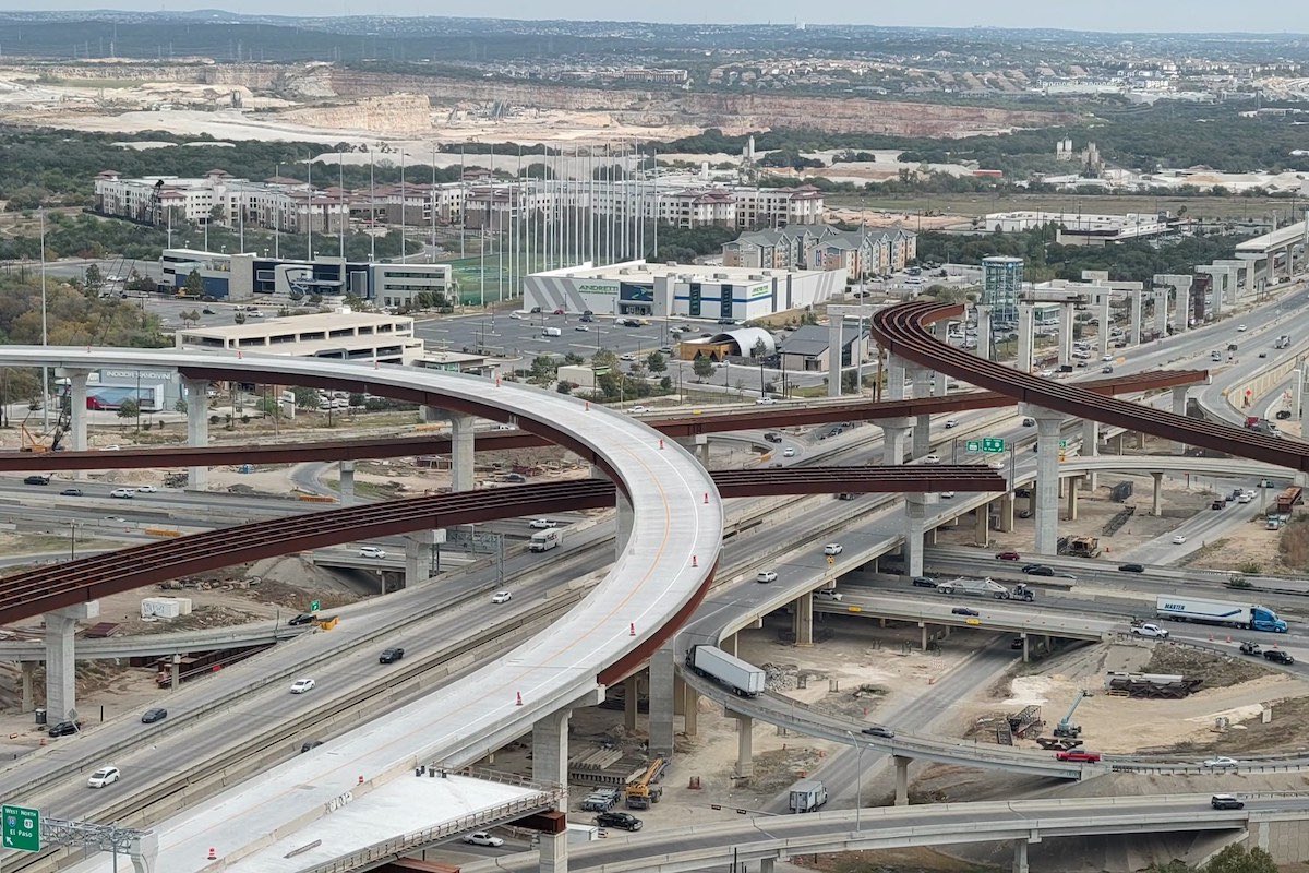 ApoStructura tweet media