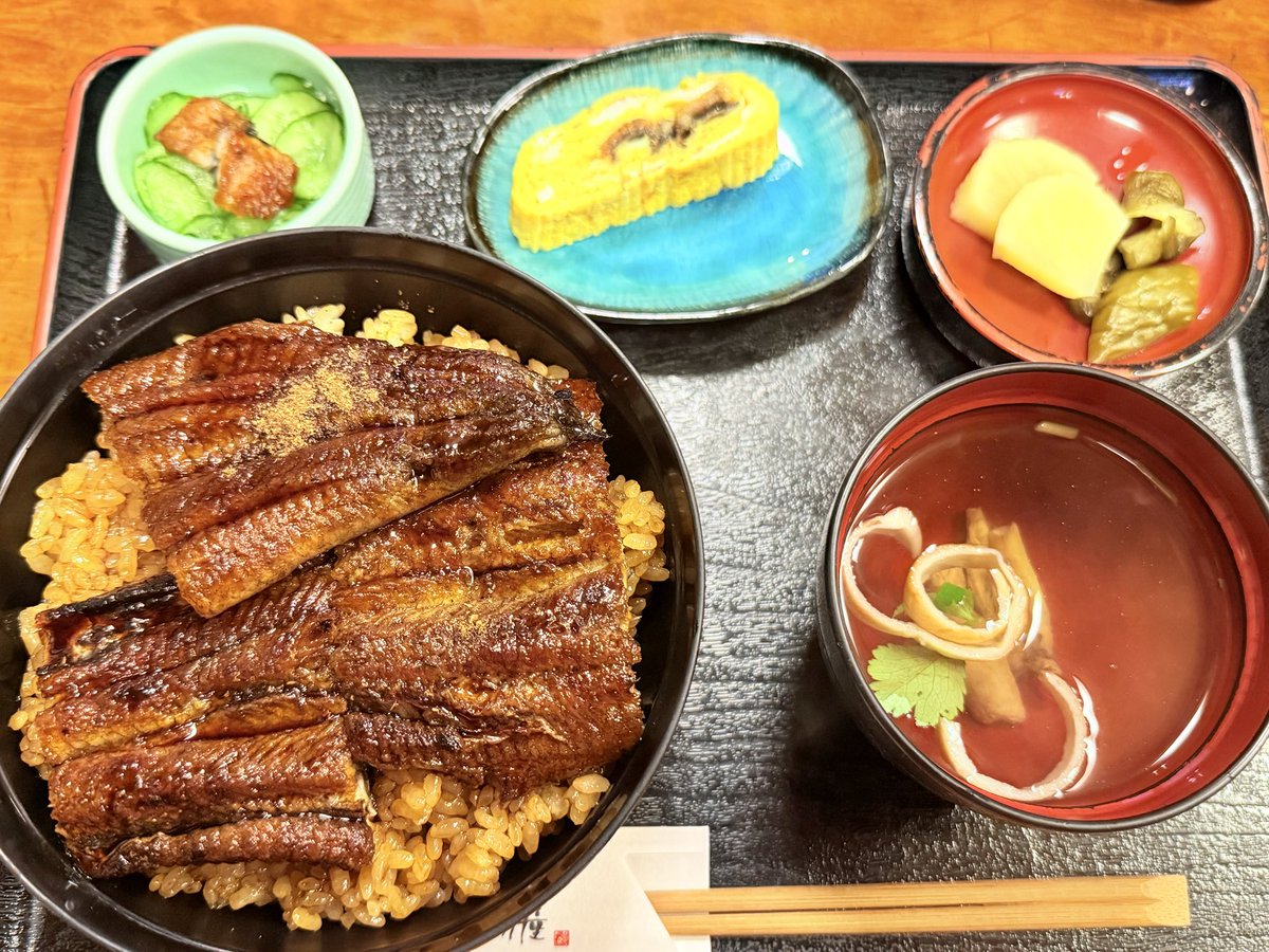 鰻(๑>◡<๑)