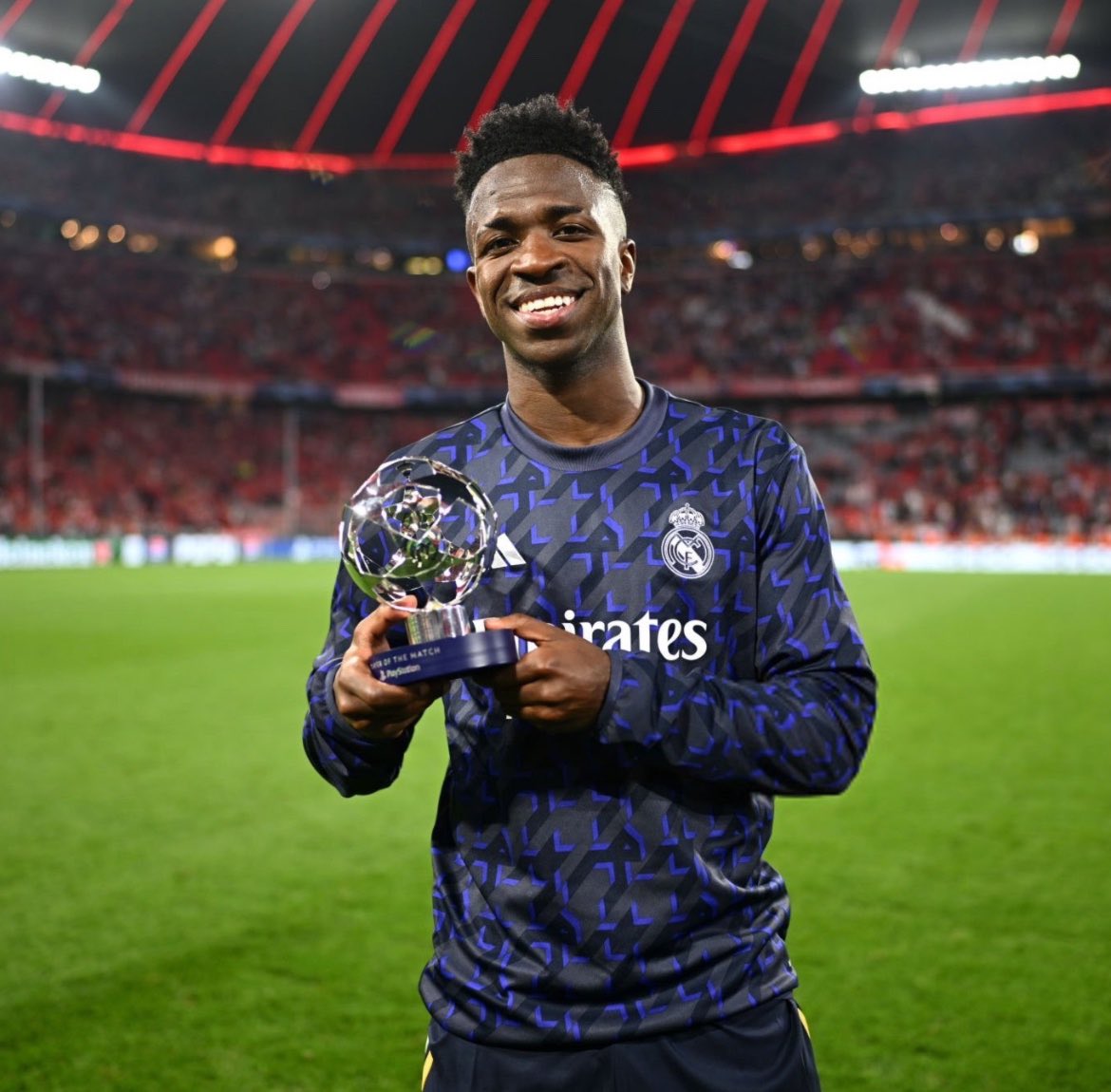 Amir_idrs tweet media