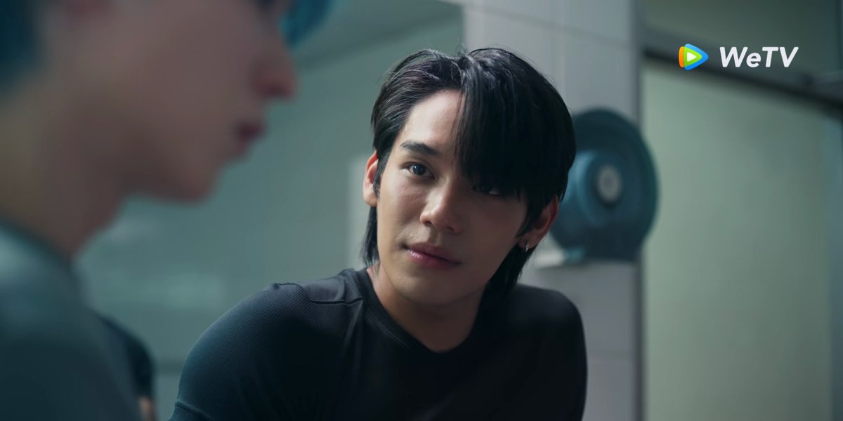 PalmtreeELF's tweet photo. 100 ep. เลยได้มั้ย #อาทิตย์ดาวตก อะ 🥺  
มึงนี่แม่งงงง ติดหูไปแล้ว ฉันไปอยู่ไหนมาทำไมเพิ่งรู้จักผู้ชายคนนี้ #FoureverYou2EP15 https://t.co/n7P66NLV9P