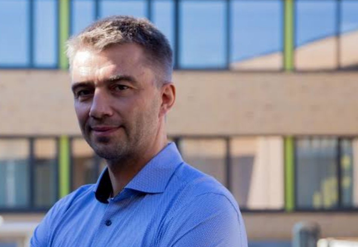 rebew_lexa's tweet image. ⚠️ #Update: AMADEO ANTONIO STIFTUNG FINANZIERTE DIE 
GAY-PORNO-BELÄSTIGUNG
IN DER SCHULE

Schulleiter Jan Rehor hält die Daten zu den zwei Kinderschändern aus Berlin, die er auf die 14-jährigen Schüler ansetzte noch immer streng geheim. Derweil werden erste Vermutungen laut,