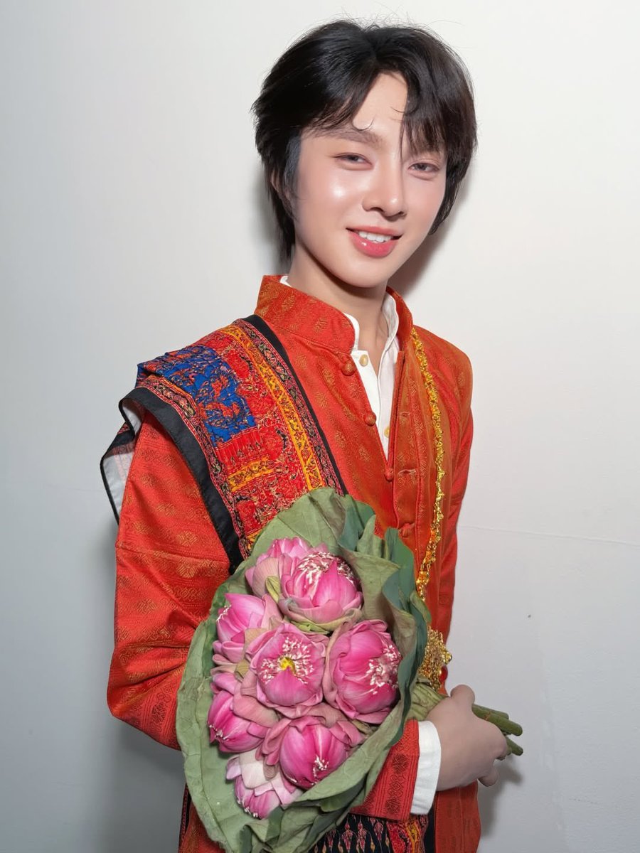 Otto’s OfficialTH tweet media