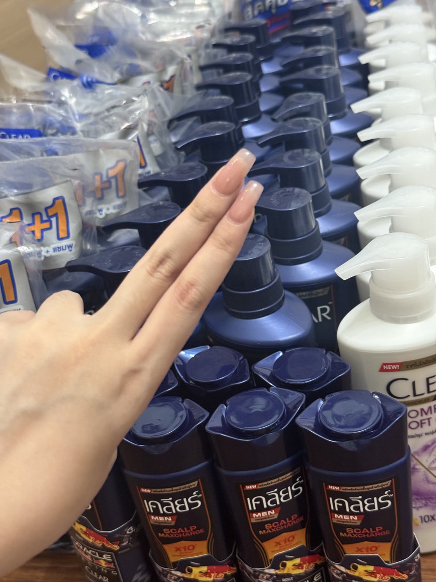 วันสุดท้ายแน้วว💚🏎️🤘🏻
always support uuu kubb
#CLEARTHAILANDxMile
#MilePhakphum <a href="/milephakphum/">mile phakphum</a>