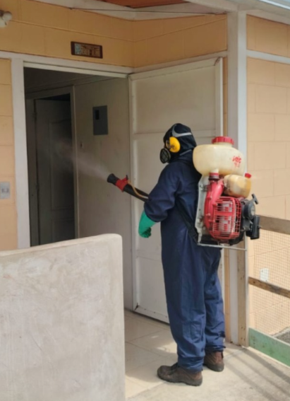 DPS_LosRios's tweet photo. #ElNuevoEcuador |  Realizamos jornadas de abatización, fumigación, y asesoramiento para eliminar criaderos de mosquitos, en sectores priorizados de los cantones Buena Fe y Valencia, según el riesgo epidemiológico. Así, @Salud_Ec combate el dengue y más enfermedades vectoriales. https://t.co/Kp49cLP3NX