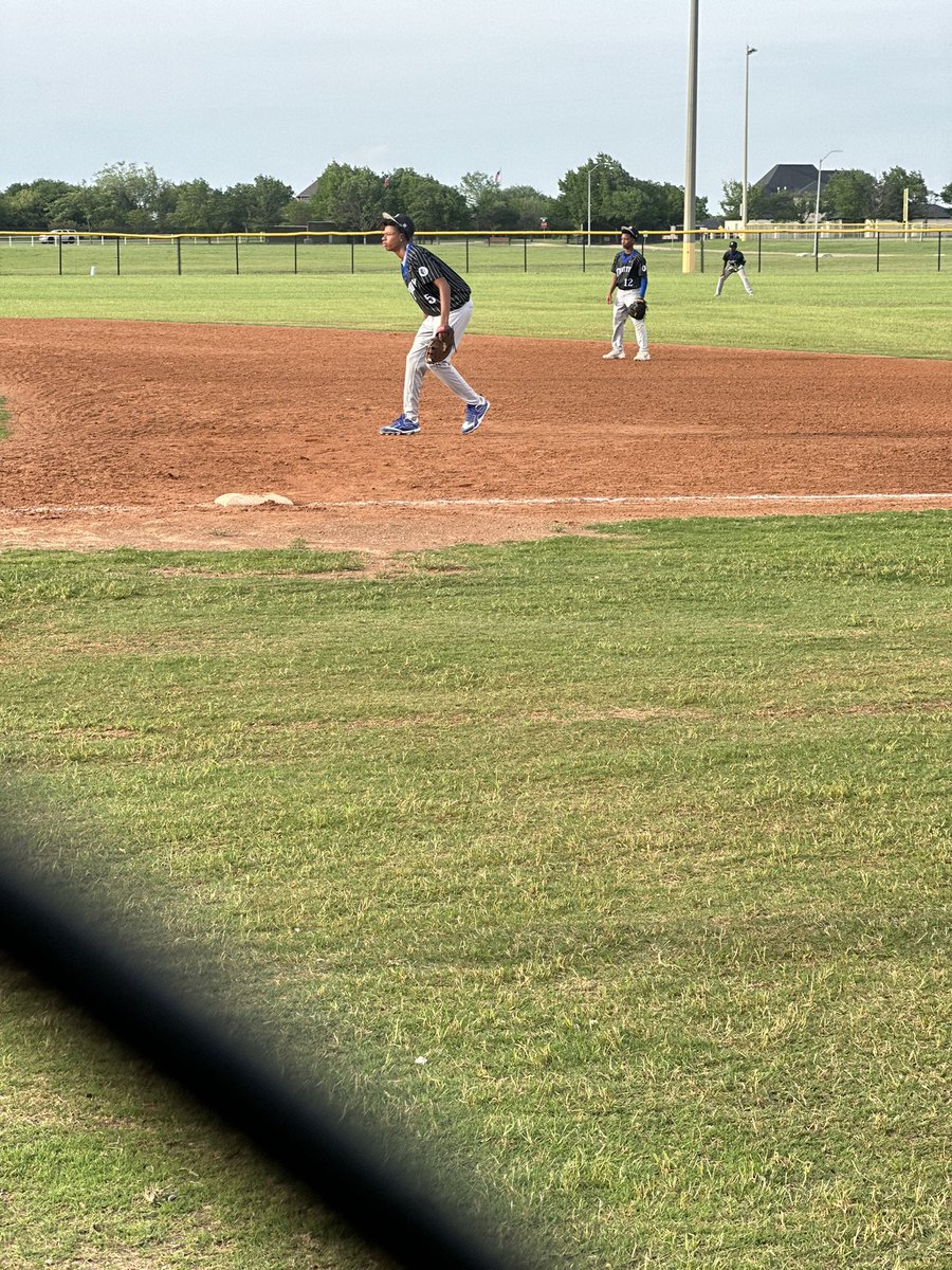 AmariCompton5's tweet image. Baseball season ⚾️
Put me anywhere on the diamond… I’m ready.
1st base assassin. 3rd. 2nd. Short. Outfield.

Versatility different. UTILITY PLAYER
Work speaks.

#SeniorSzn #StudentAthlete #BaseballLife #UtilityPlayer #GrindSZN